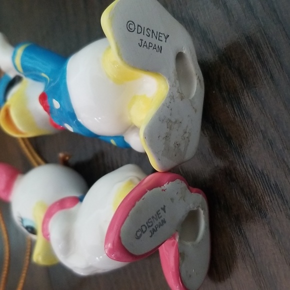 Vintage pair of Donald and Daisy Duck Christmas ornaments - Picture 6 of 10